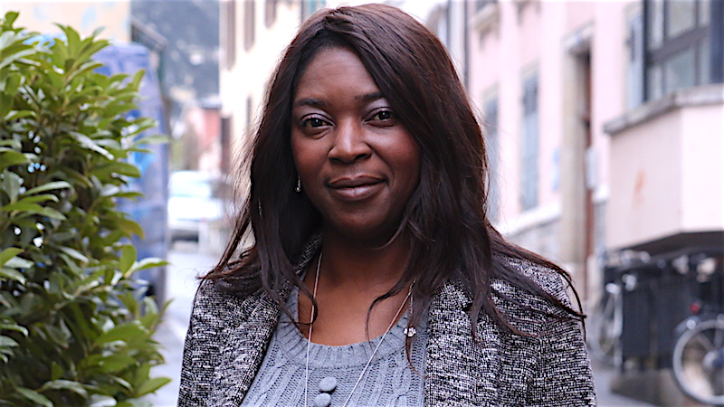 Portrait de Odia Iswala © Aucune Limite • agence de presse suisse • agence de communication suisse • média suisse • magazine suisse